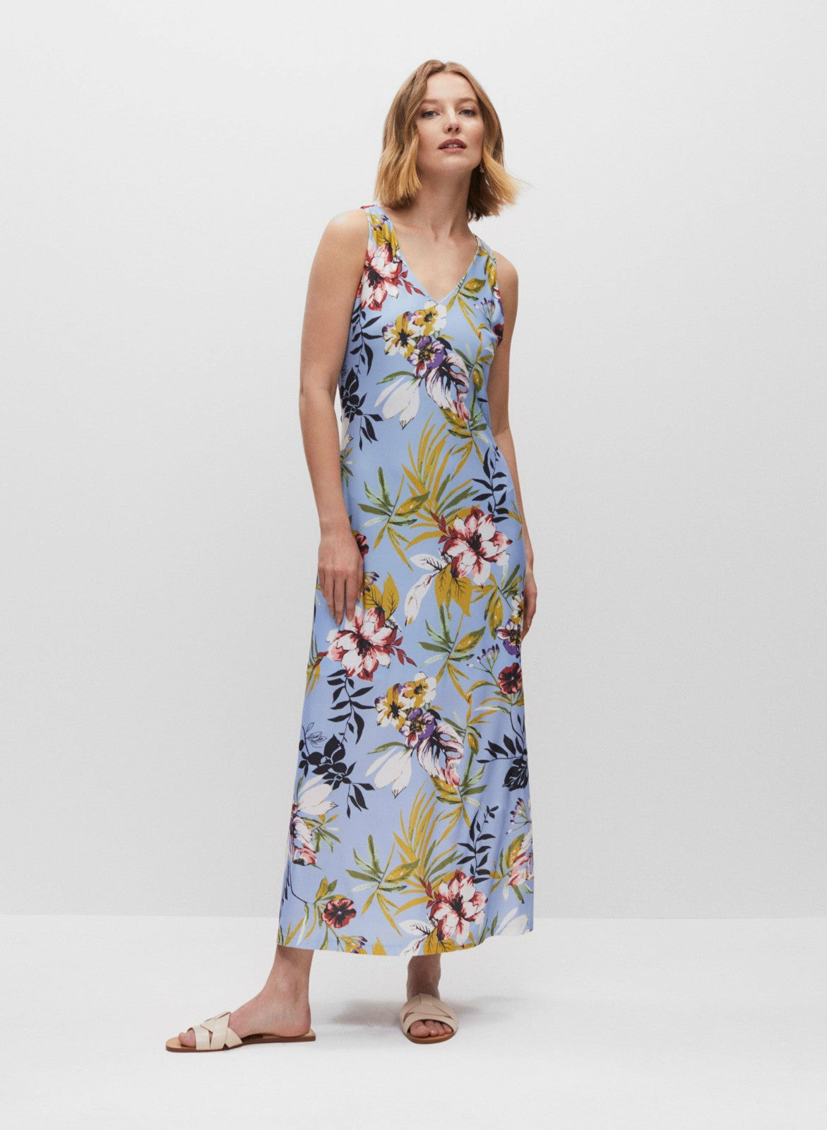 Women Floral Print Maxi Dress Blue Pattern | Melanie Lyne