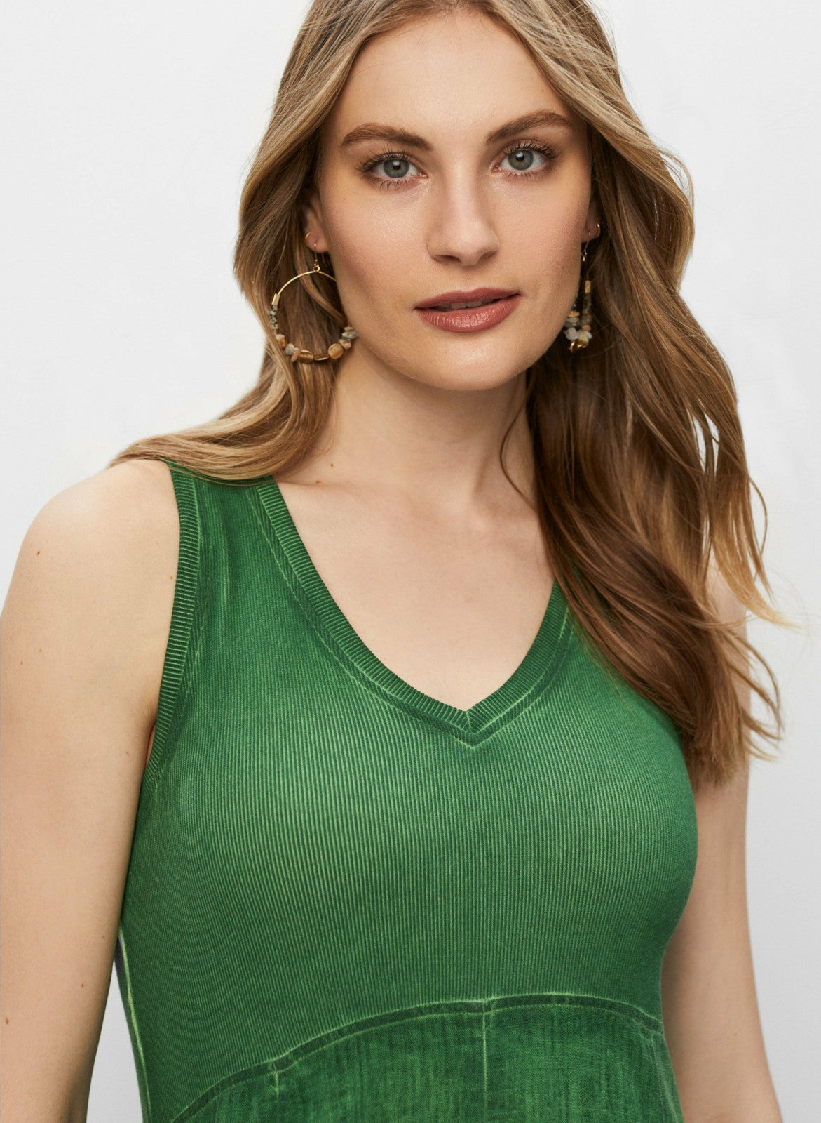Women Sleeveless V-Neck Dress Apple Green | Melanie Lyne