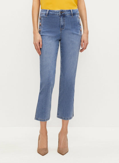 Women Straight Leg Denim Capris Light Blue | Melanie Lyne