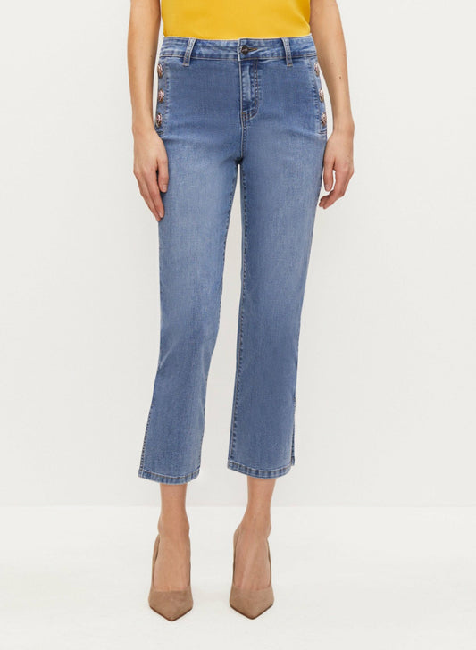 Women Straight Leg Denim Capris Light Blue | Melanie Lyne