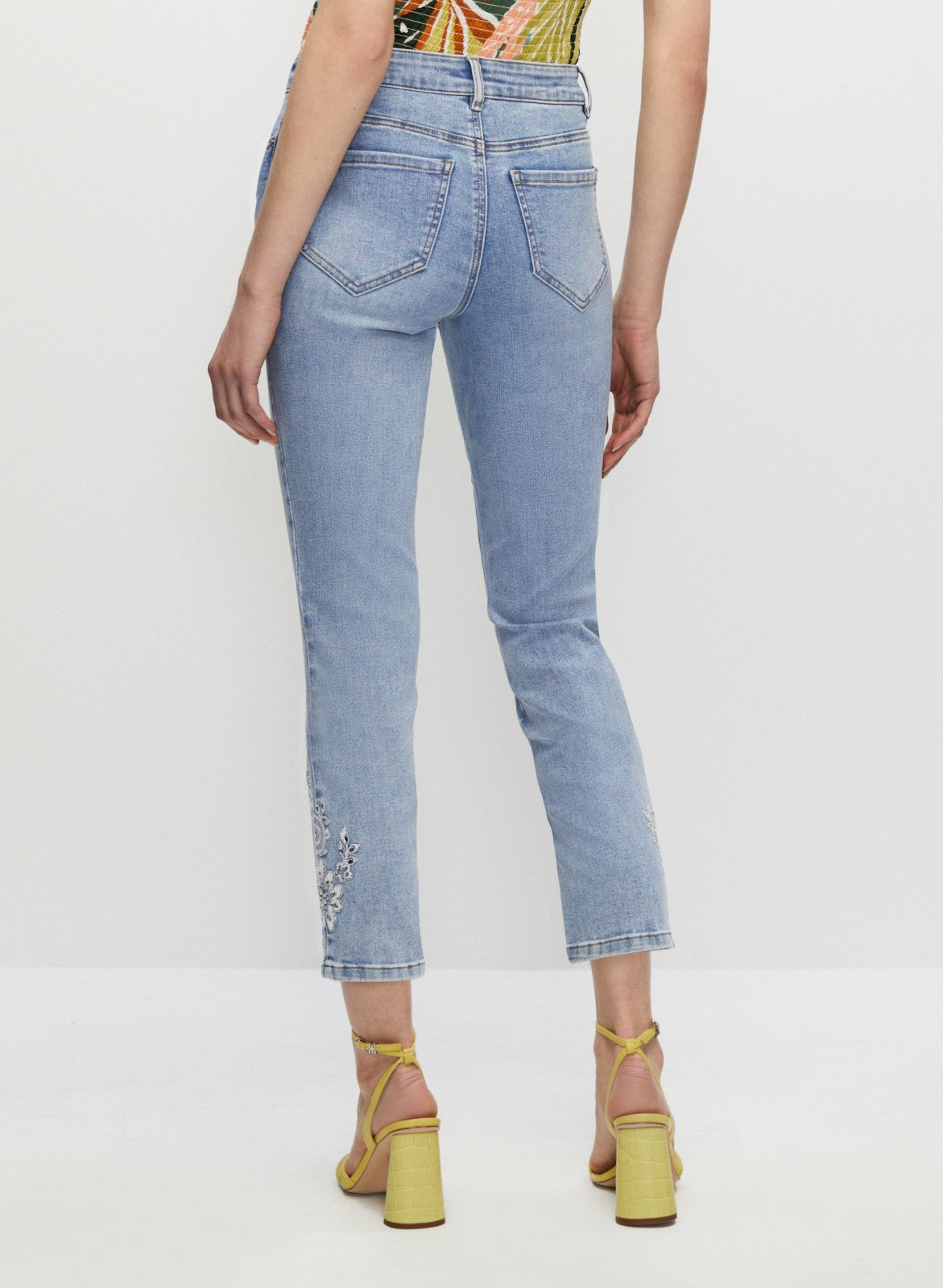 Women Slim Leg Embroidered Capris Light Blue | Melanie Lyne