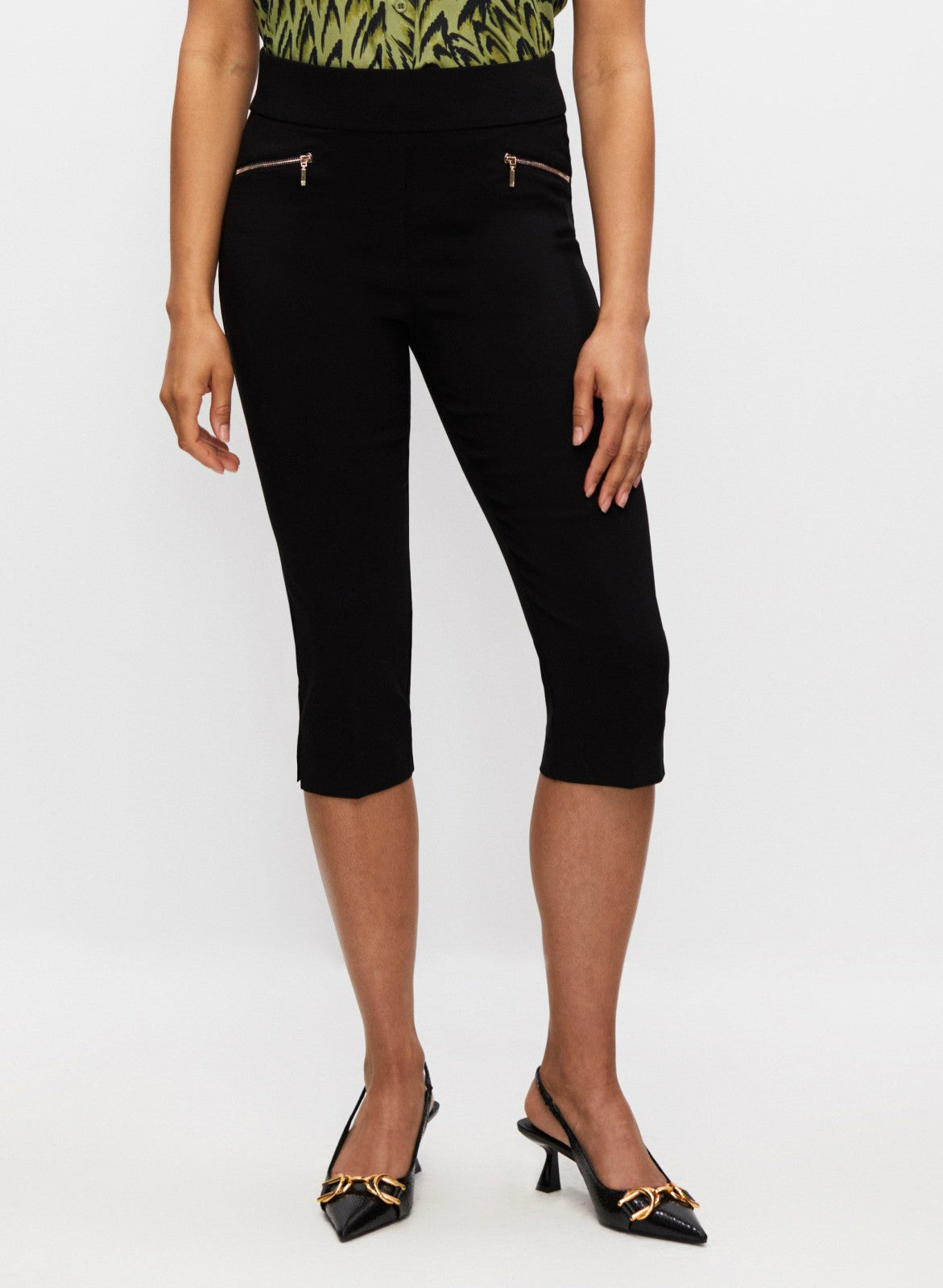 Women Pull-On Zipper Detail Capris Black | Melanie Lyne