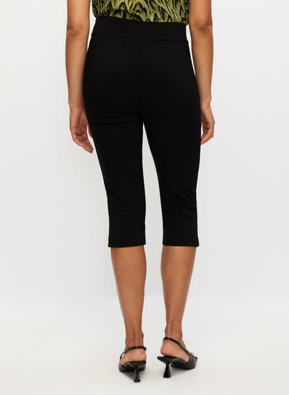 Women Pull-On Zipper Detail Capris Black | Melanie Lyne
