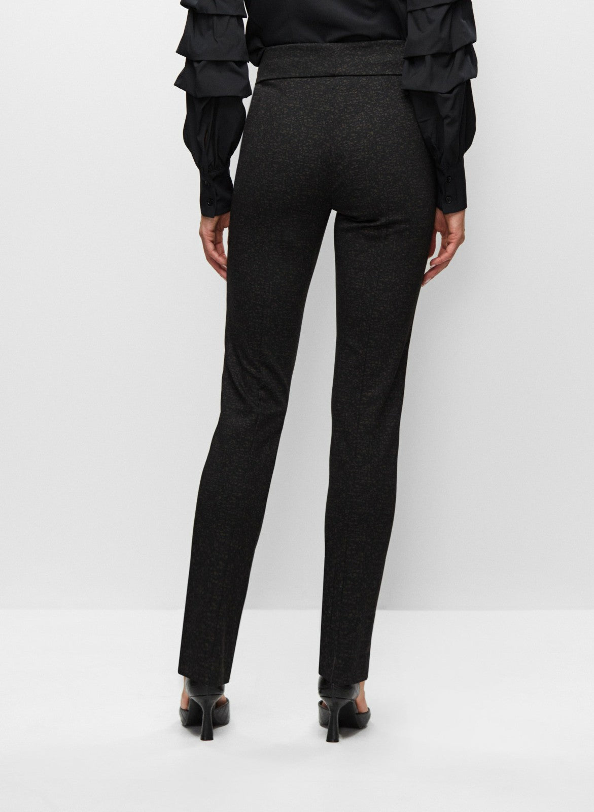 Women Madison Pull-On Abstract Print Pants Black Pattern | Melanie Lyne