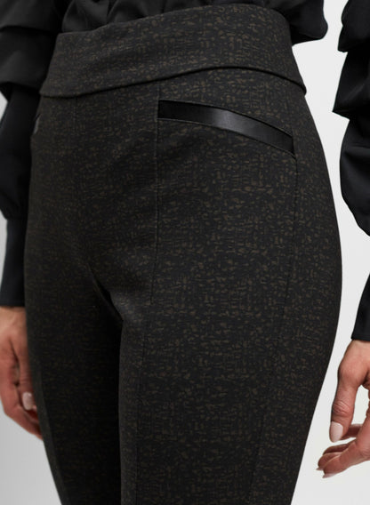 Women Madison Pull-On Abstract Print Pants Black Pattern | Melanie Lyne