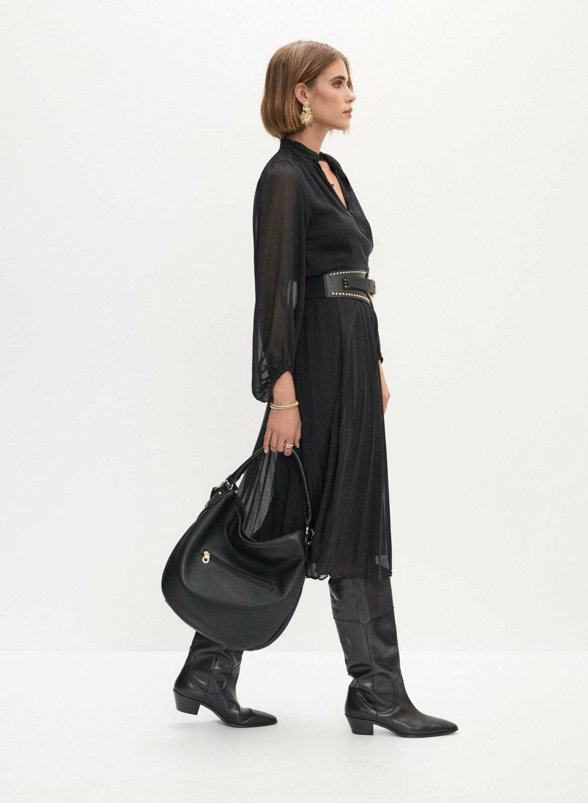 Women Pleated Balloon Sleeve Dress Black | Melanie Lyne