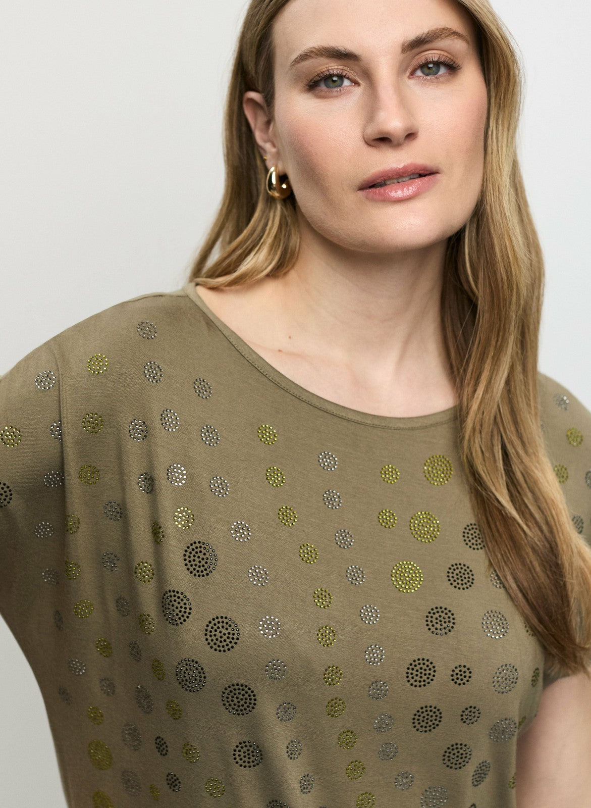 Women Polka Dot T-Shirt Olive Green | Melanie Lyne
