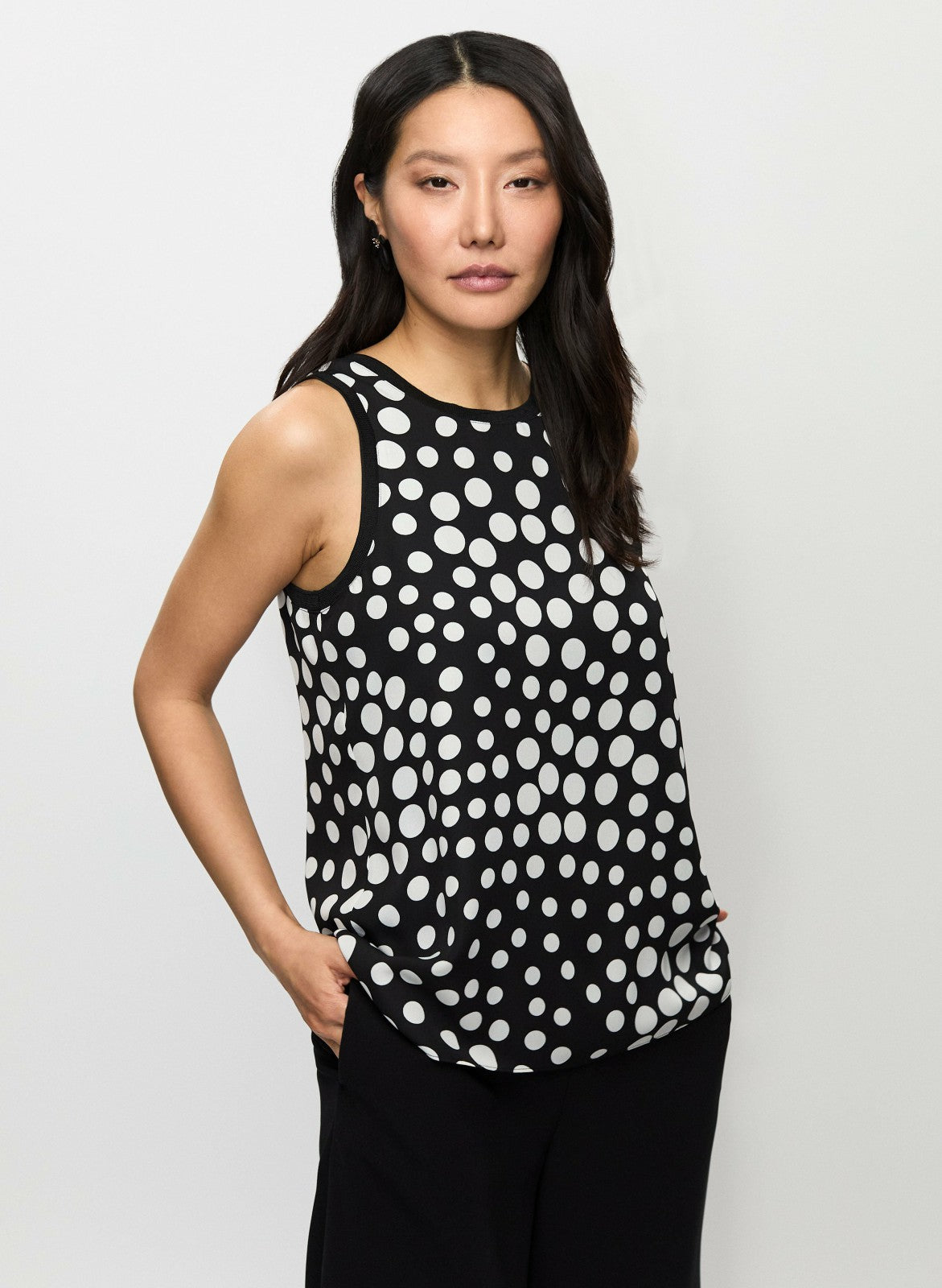Women Sleeveless Polka Dot Blouse Black & White | Melanie Lyne