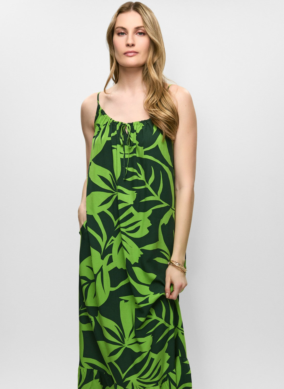 Women Tiered Palm Print Maxi Dress Green Pattern | Melanie Lyne