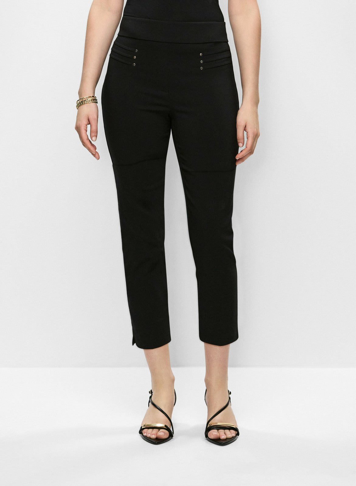 Women Pull-On Slit Hem Capris Black | Melanie Lyne