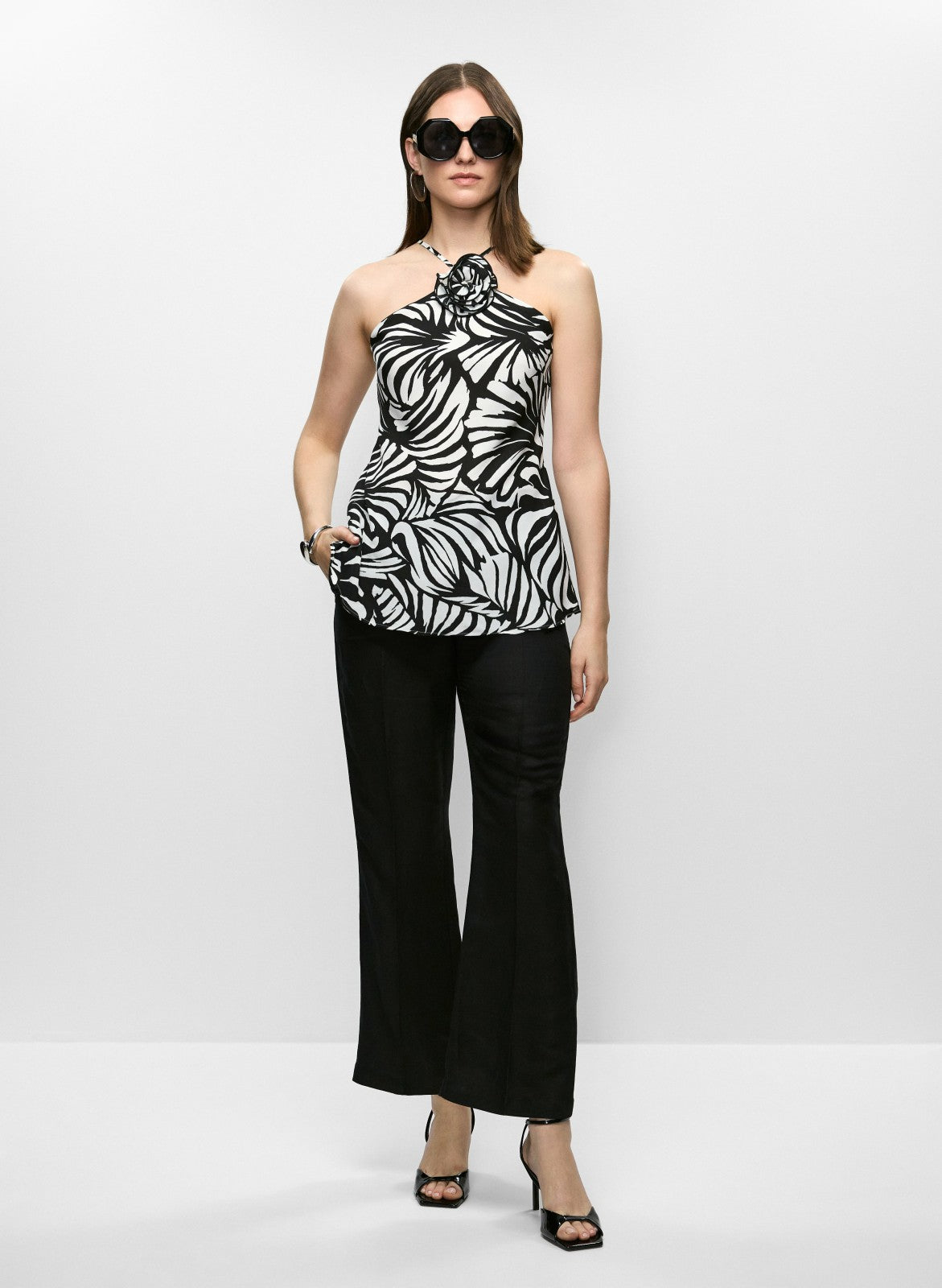 Women Abstract Rosette Halter Neck Blouse Black & White | Melanie Lyne