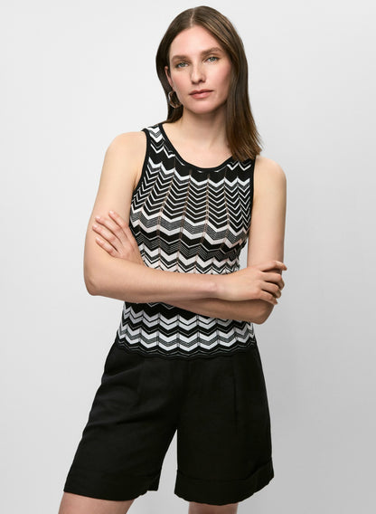 Women Sleeveless Zigzag Knit Top White Pattern | Melanie Lyne
