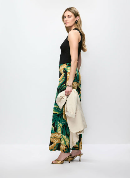 Women Leaf Print Wide Leg Pants Black Pattern | Melanie Lyne