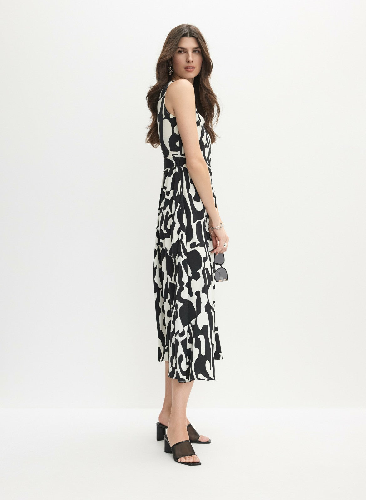 Women Geometric Print Midi Dress Black & White | Melanie Lyne