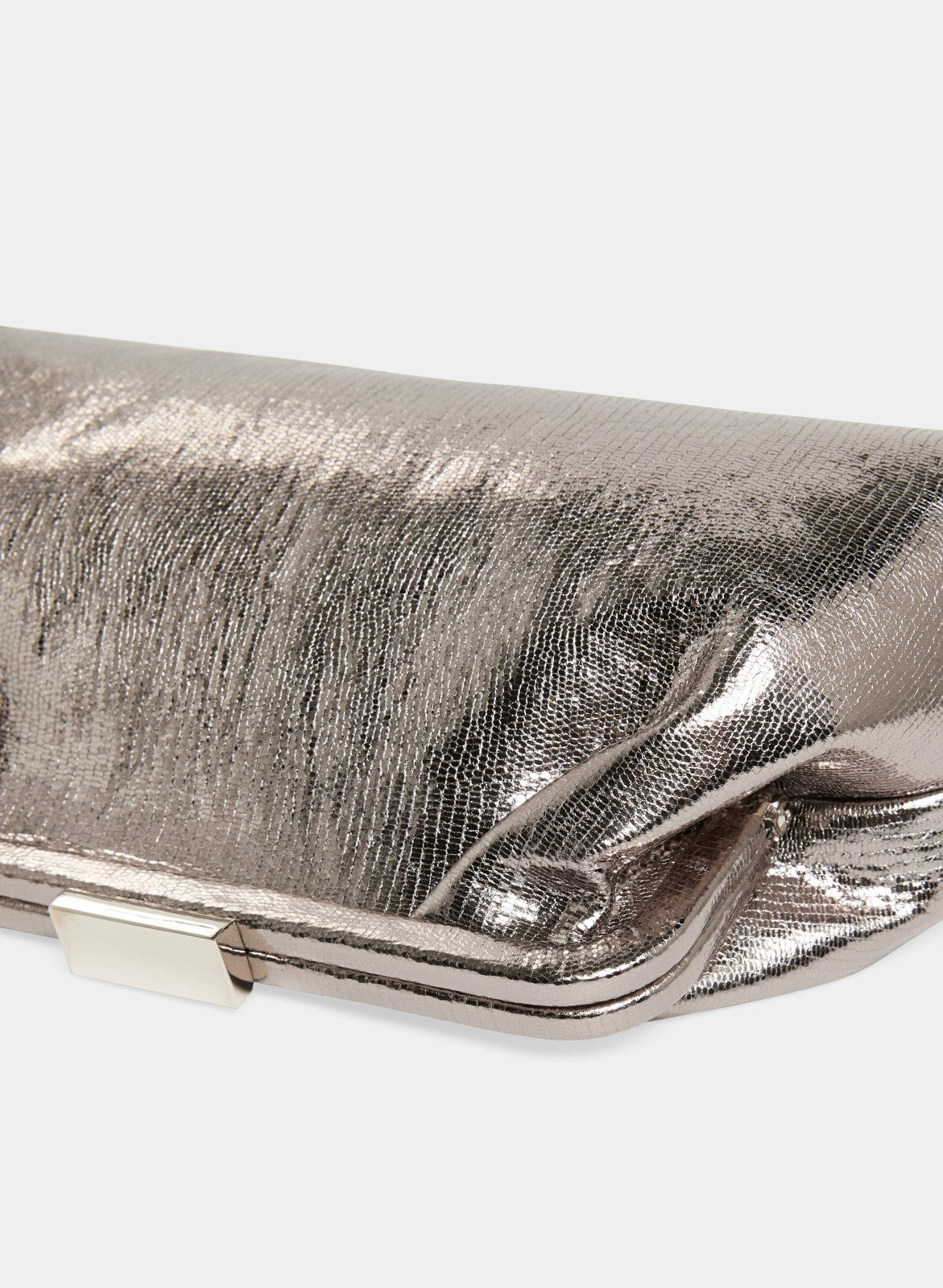 Women Kiss-Lock Metallic Clutch Silver | Melanie Lyne