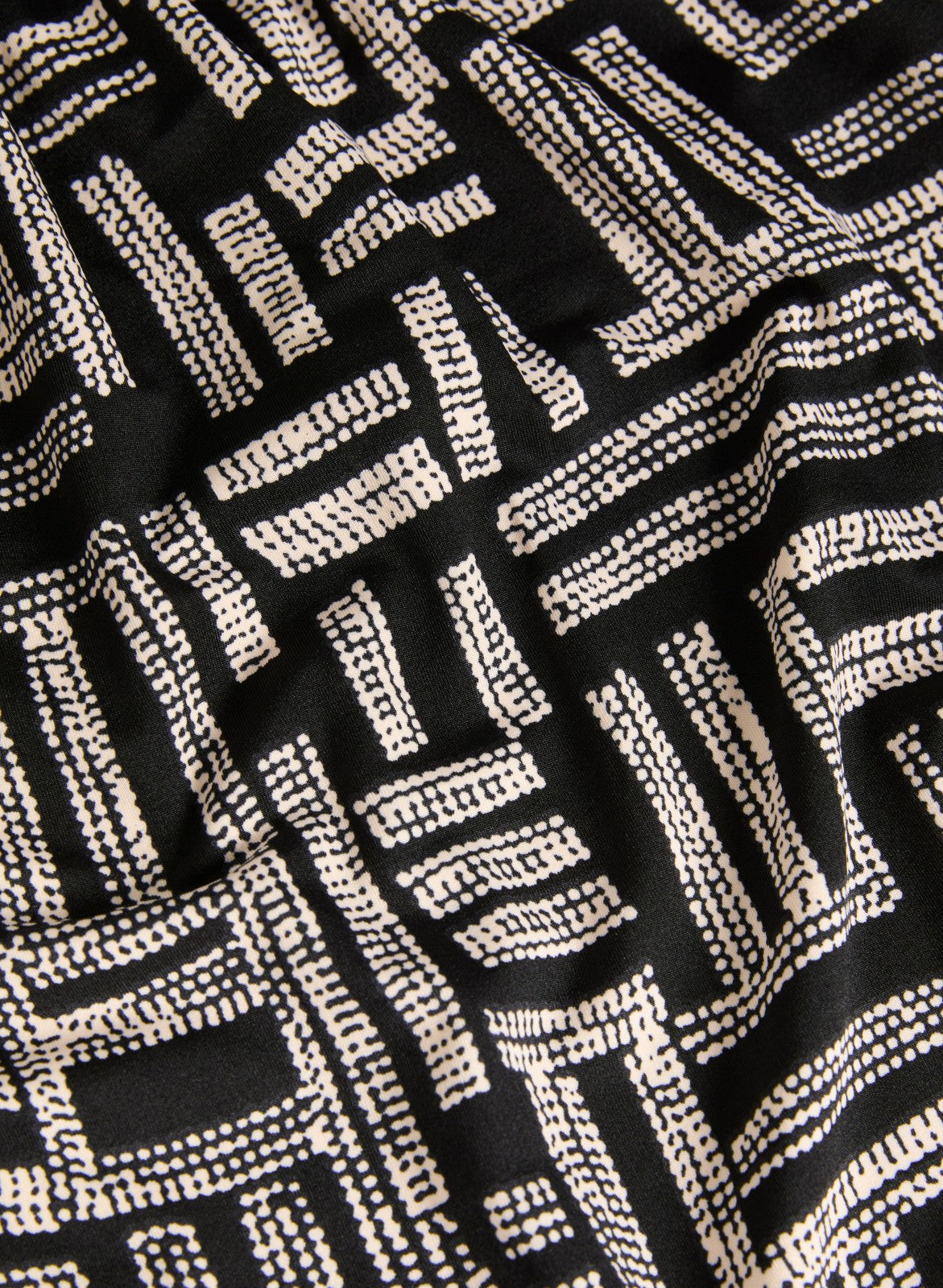 Women Sleeveless Geometric Print Top Black Pattern | Melanie Lyne