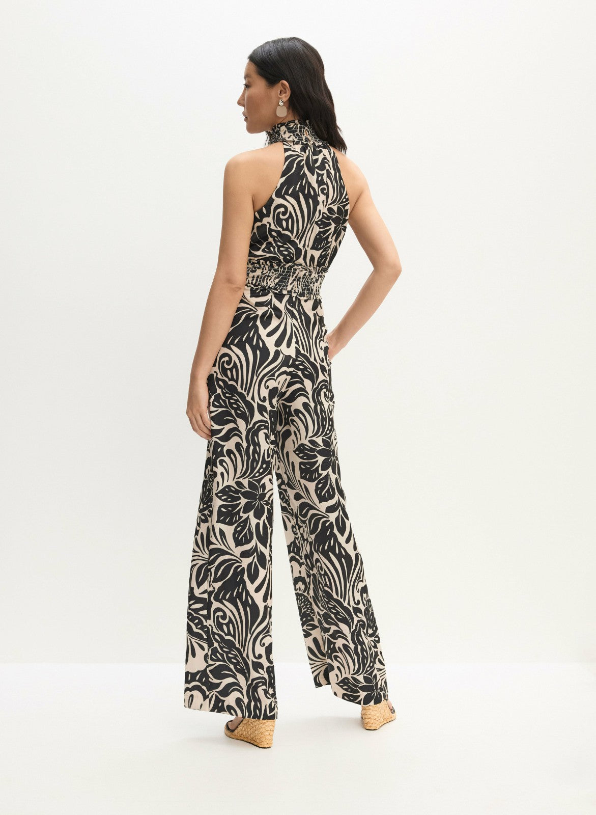 Women Sleeveless Floral Print Jumpsuit Black & White | Melanie Lyne
