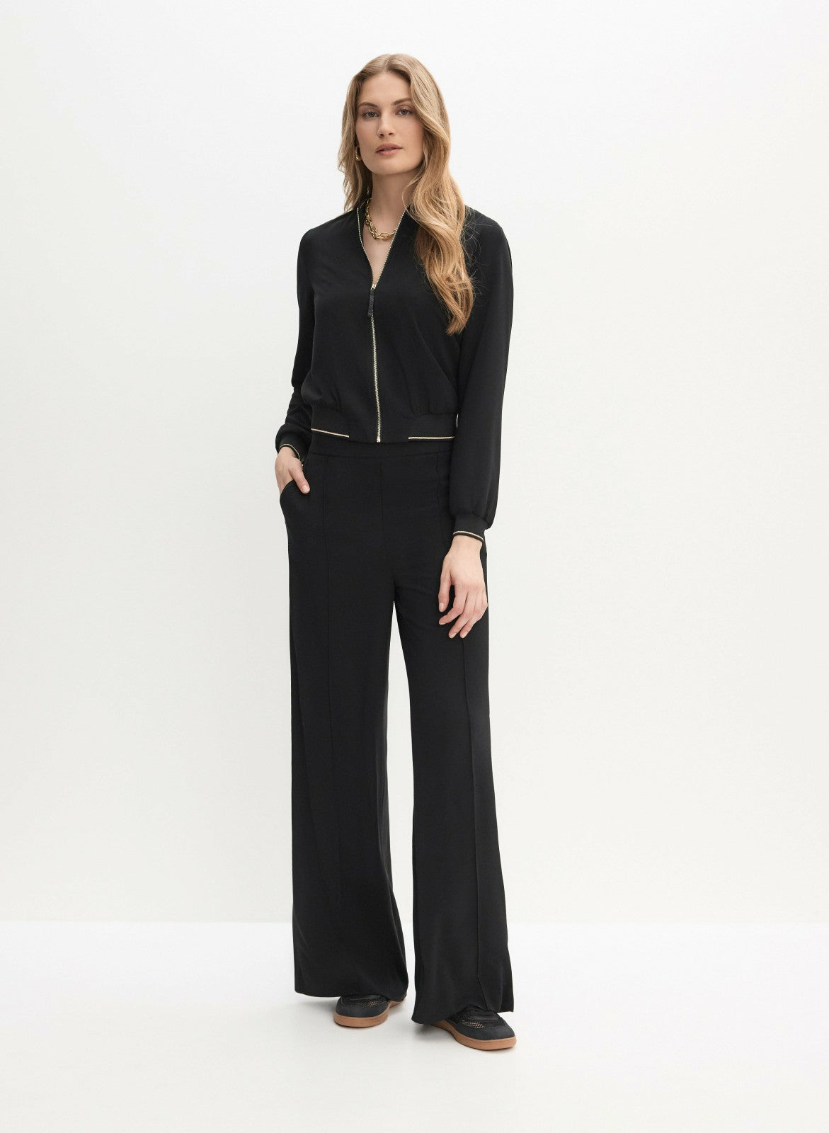 Women Contrast Trim Bomber Jacket Black | Melanie Lyne