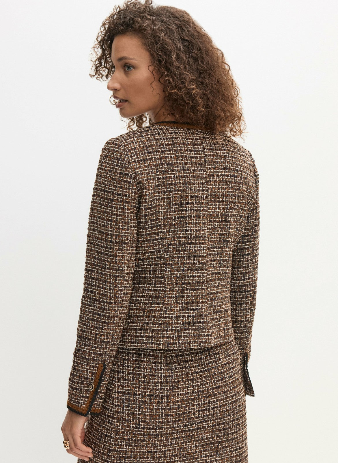Women Button-Up Bouclé Jacket Cognac_blk | Melanie Lyne