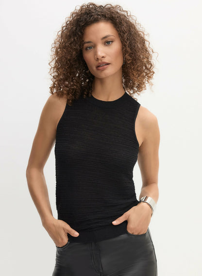 Women Essential Sleeveless Textured Sweater Black | Melanie Lyne