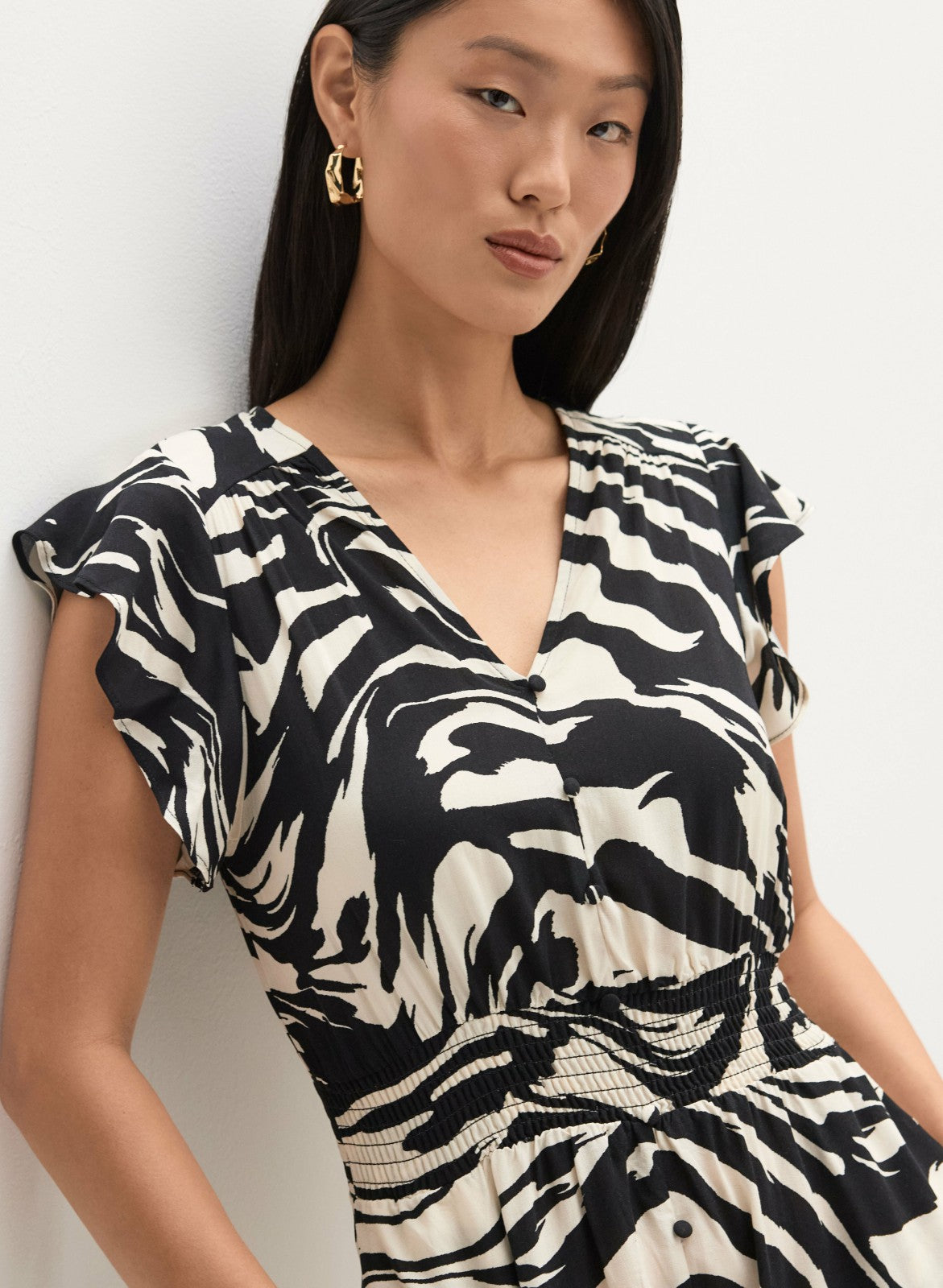 Women Animal Print Smocked Waist Dress Black & White | Melanie Lyne