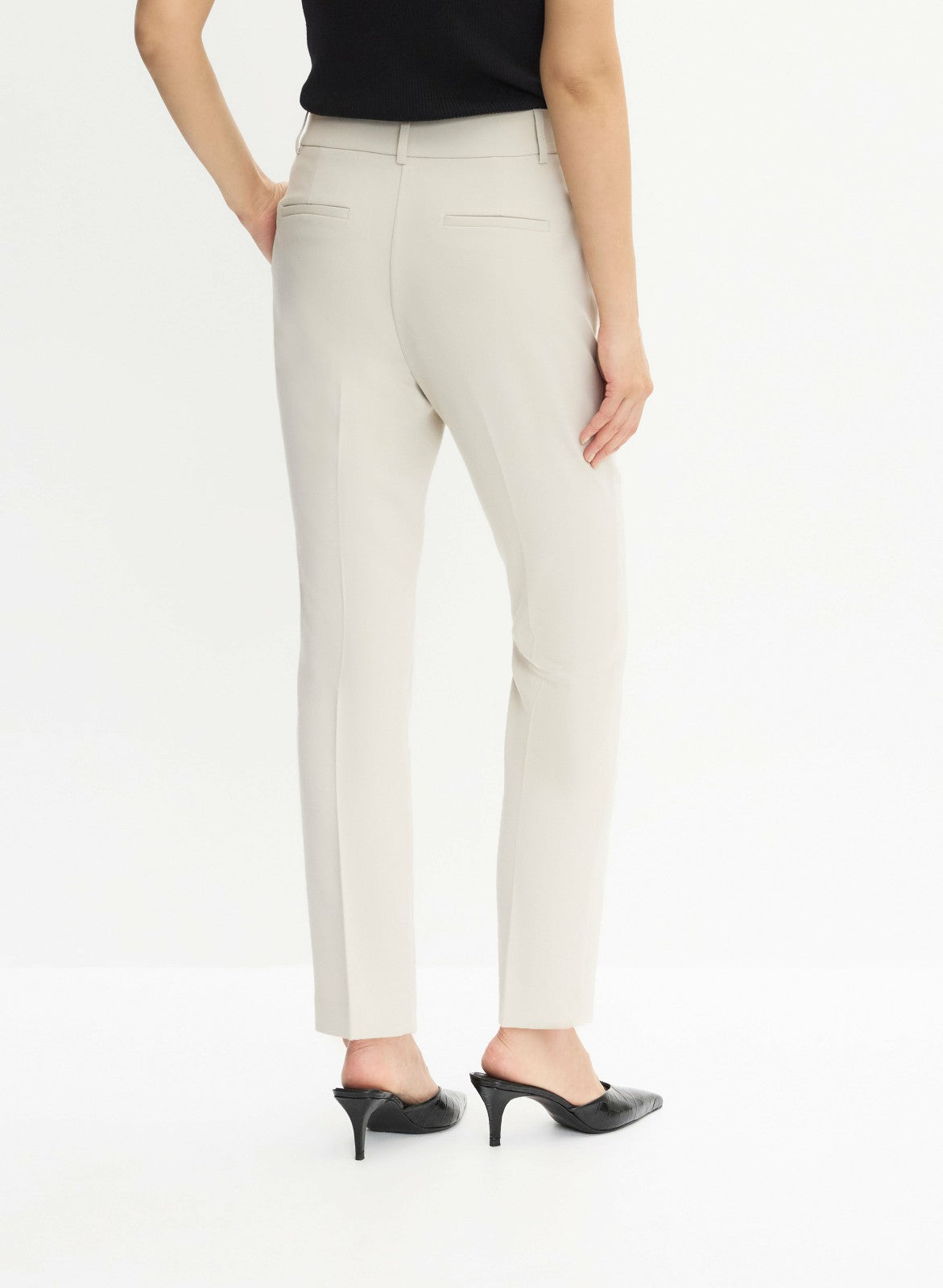 Women Essential Giselle Cut Pants Oyster | Melanie Lyne