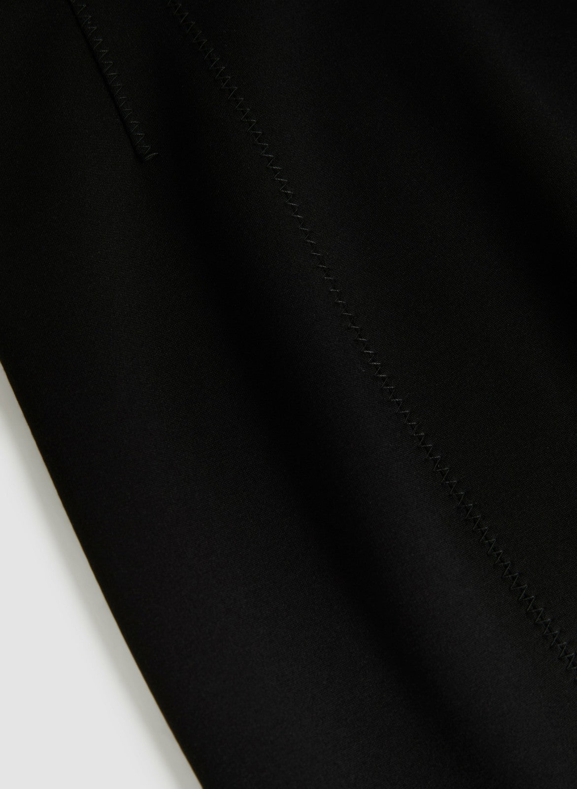 Women Pull-On Pencil Skirt Black | Melanie Lyne