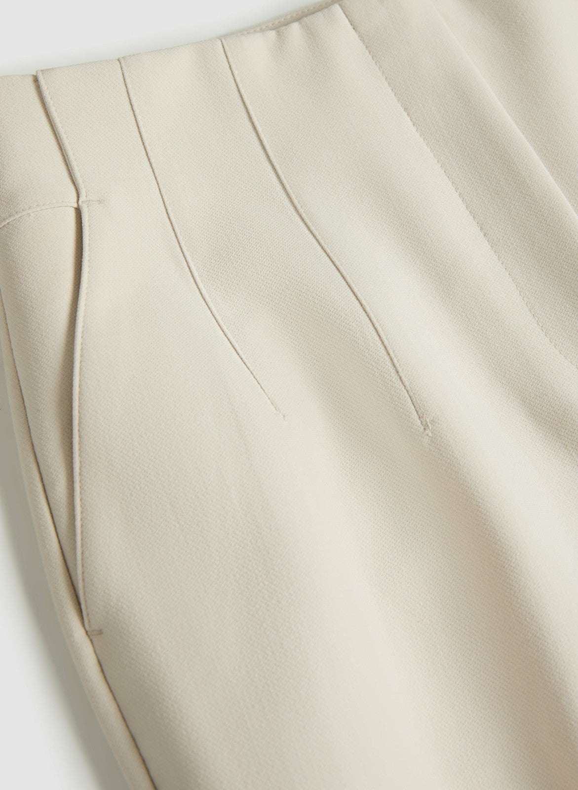 Women Juliette Slim-Leg Pants Latte | Melanie Lyne