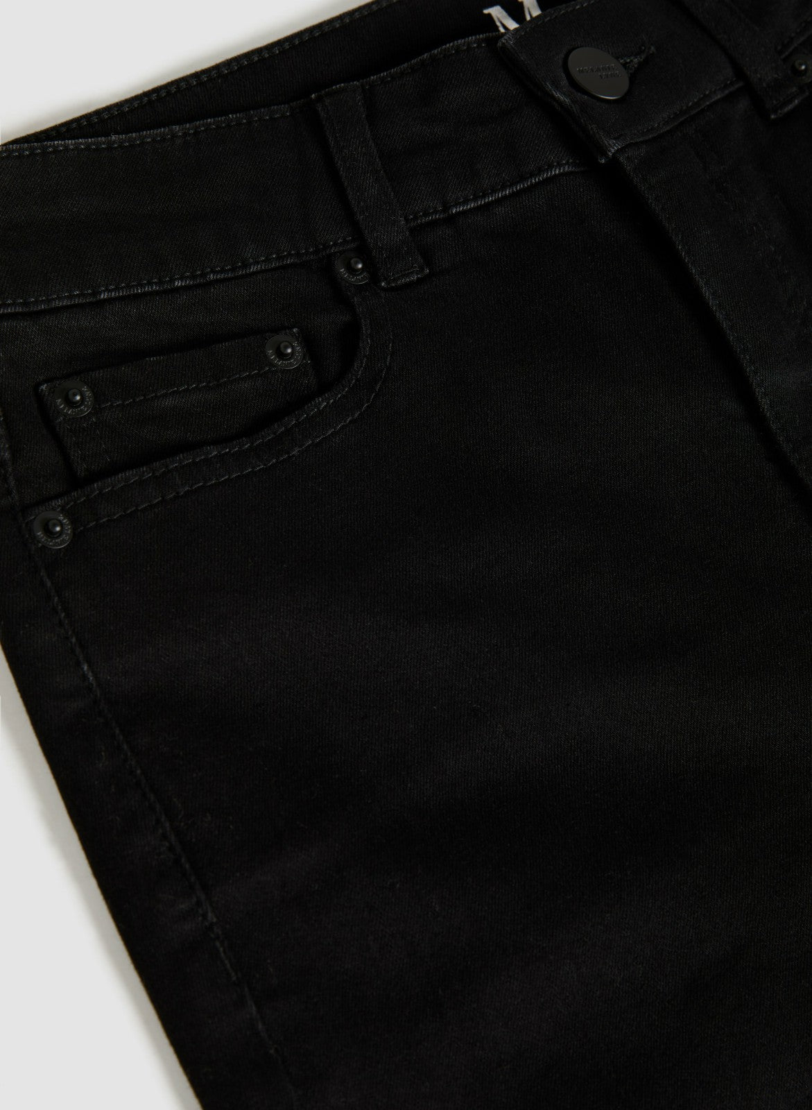 Women Essential Straight Leg Jeans Black | Melanie Lyne