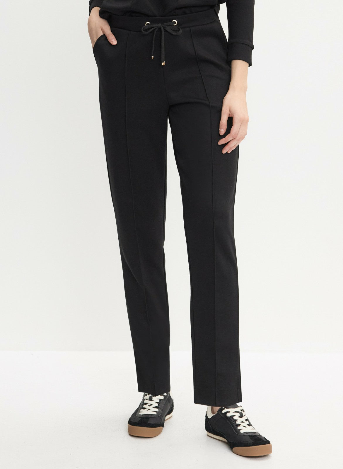 Women Pull-On Drawstring Pants Black | Melanie Lyne