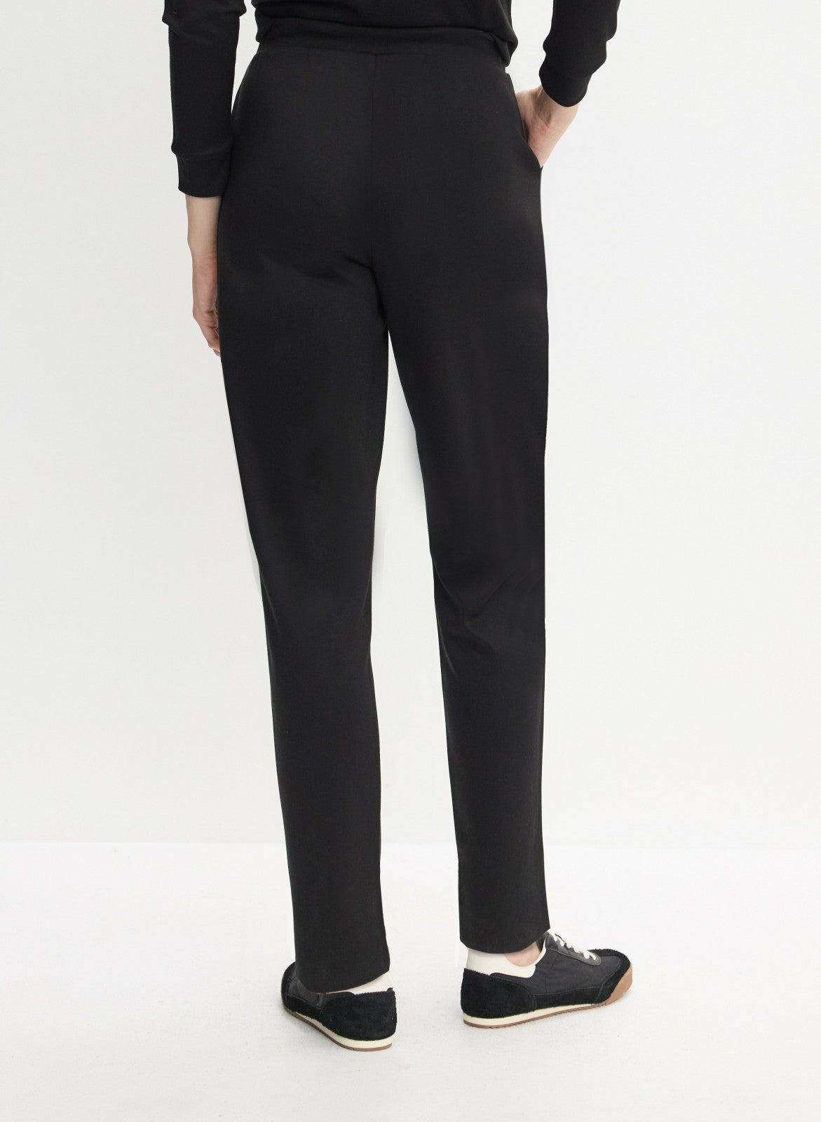 Women Pull-On Drawstring Pants Black | Melanie Lyne