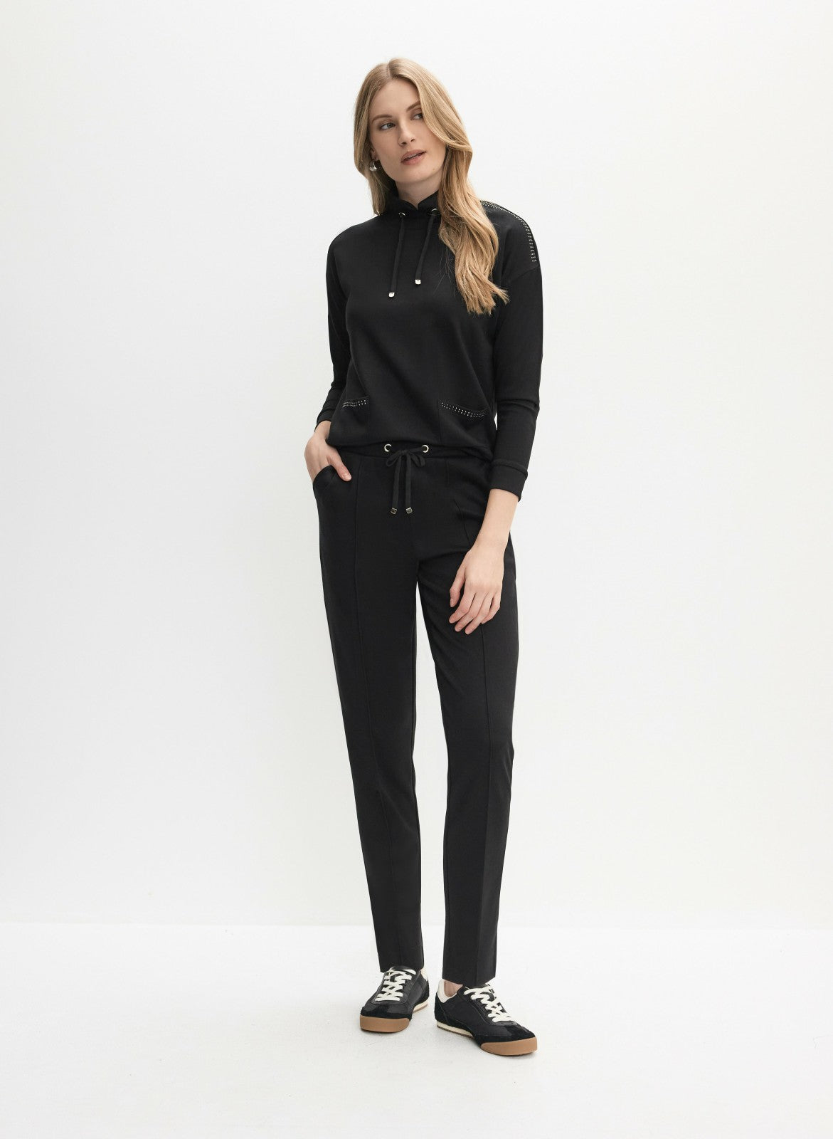 Women Pull-On Drawstring Pants Black | Melanie Lyne