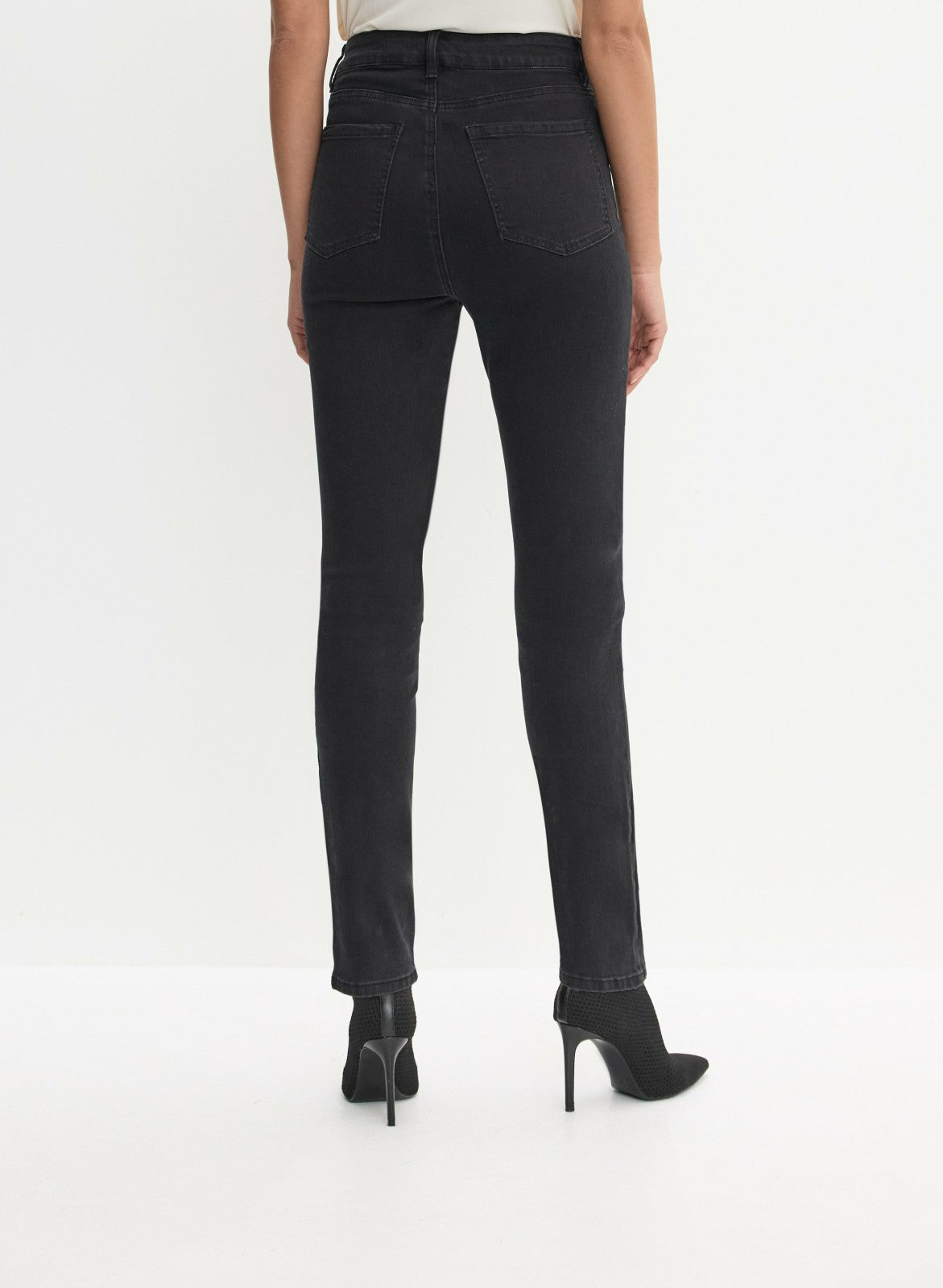 Women Stud Embellished Slim-Leg Jeans Black | Melanie Lyne