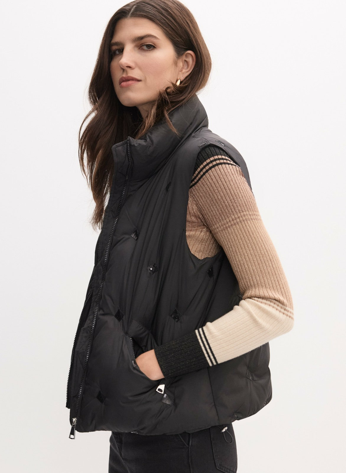 Women Sequin Detail Puffer Vest Black | Melanie Lyne