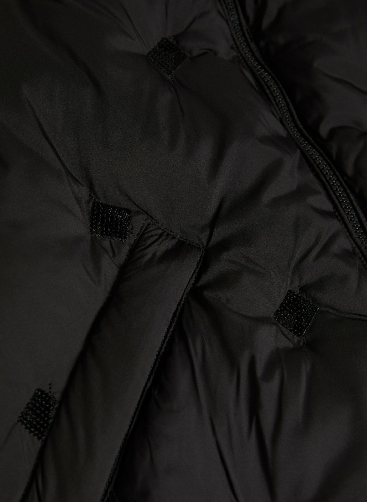 Women Sequin Detail Puffer Vest Black | Melanie Lyne