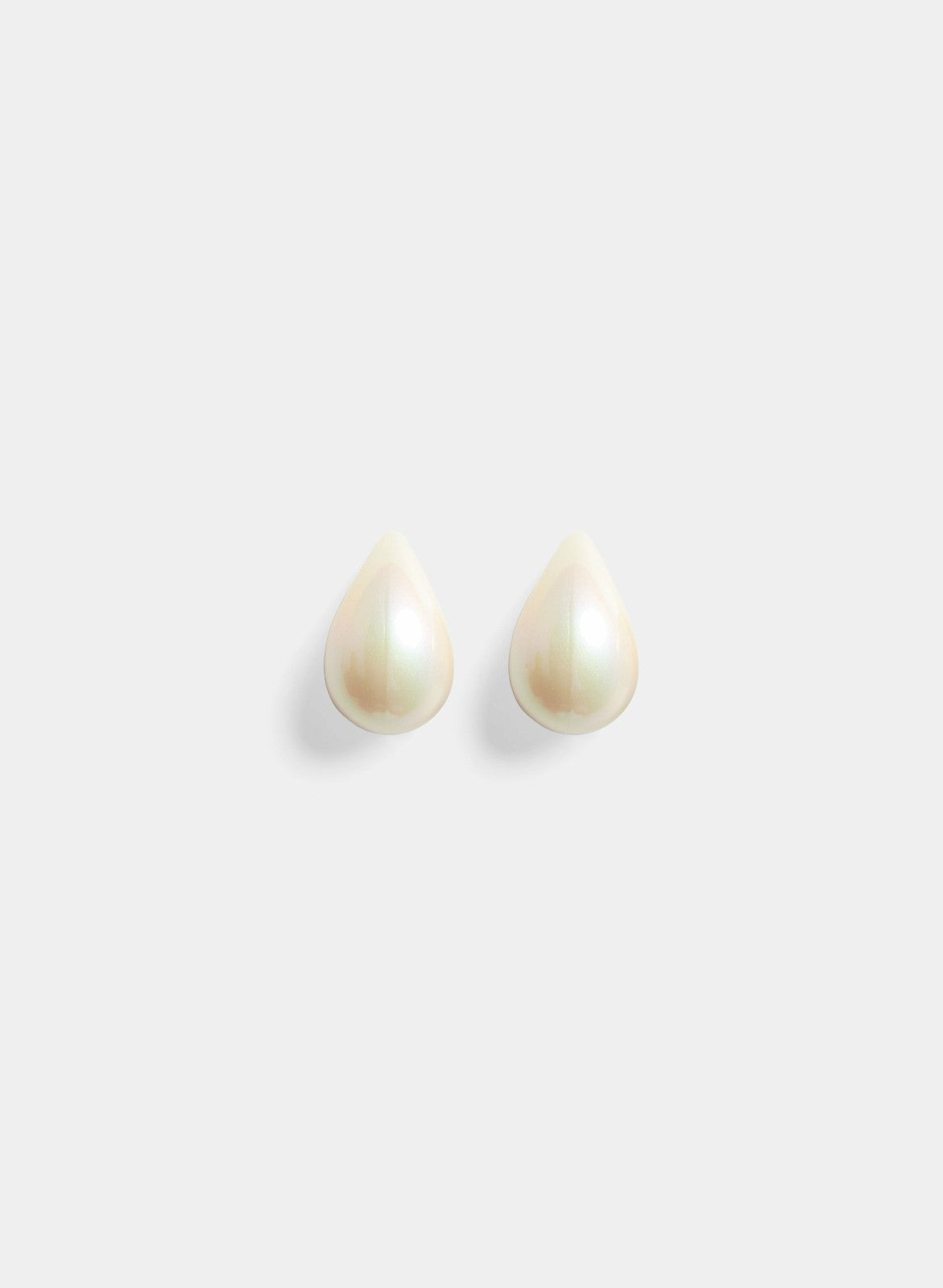 Women Pearl Button Earrings Whisper White | Melanie Lyne