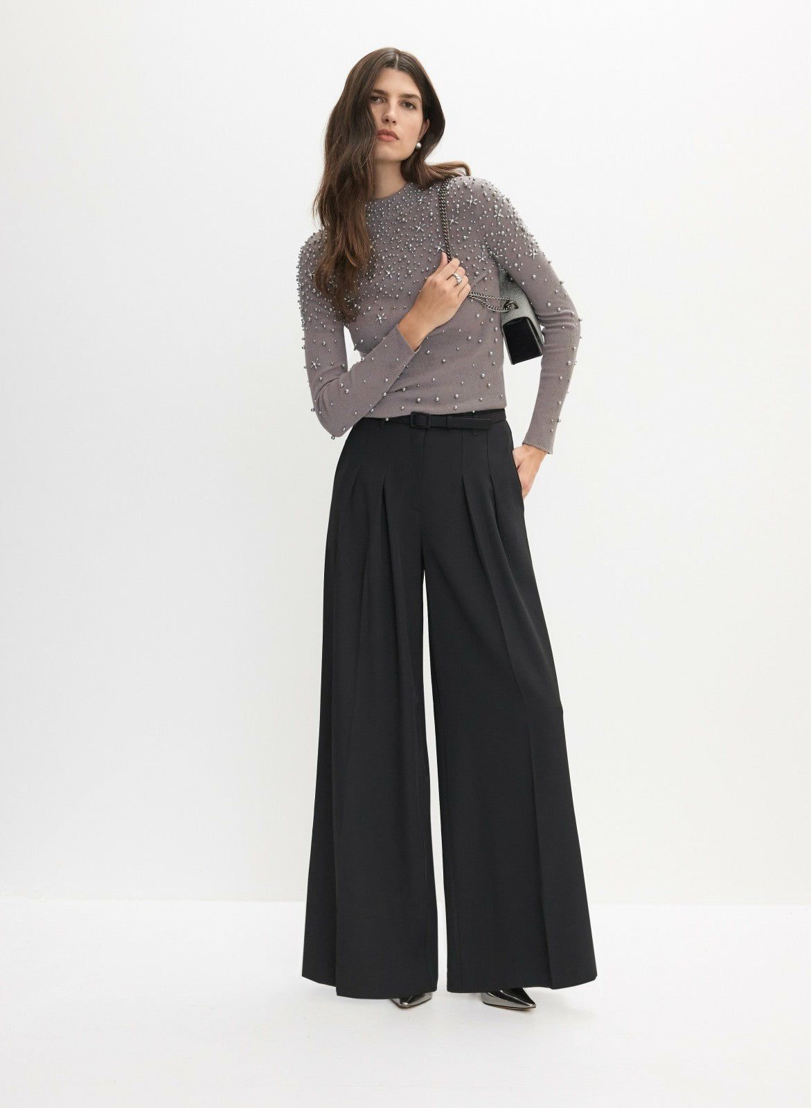 Women Pearl Embellished Sweater Silver Onyx | Melanie Lyne