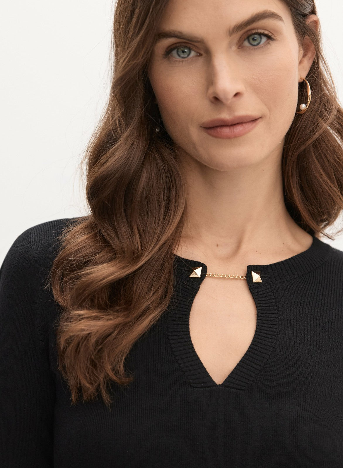 Women Collar Pin Embellished Sweater Black | Melanie Lyne
