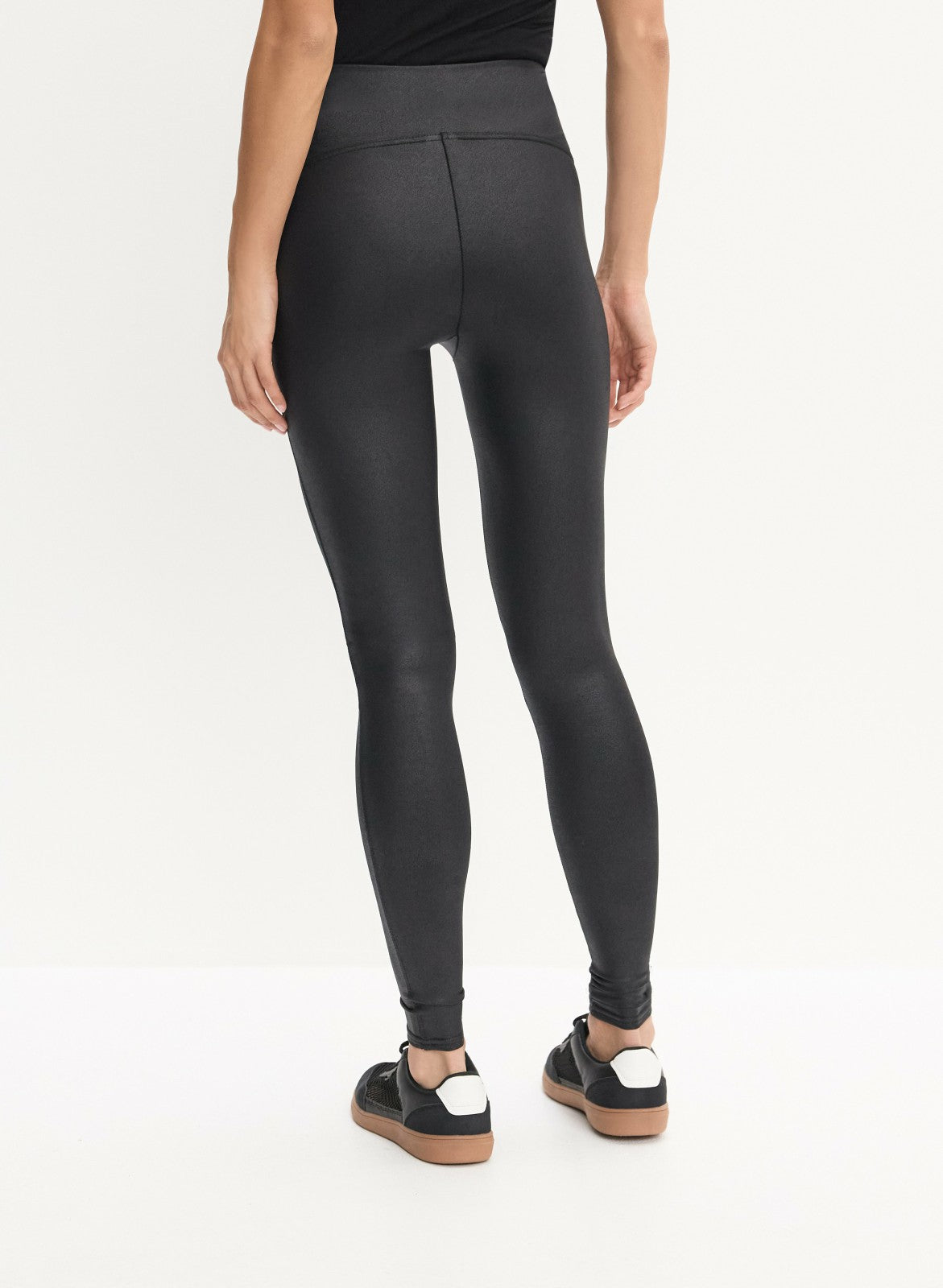 Women Matte High-Rise Leggings Black | Melanie Lyne