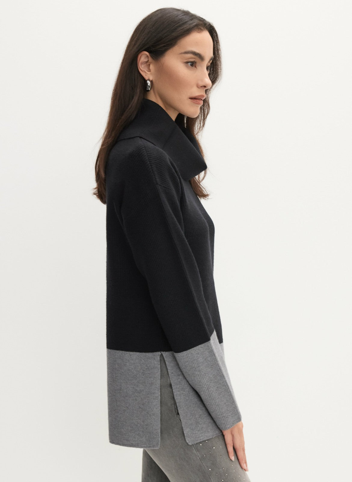Women Colour-Block Tunic Sweater Black | Melanie Lyne