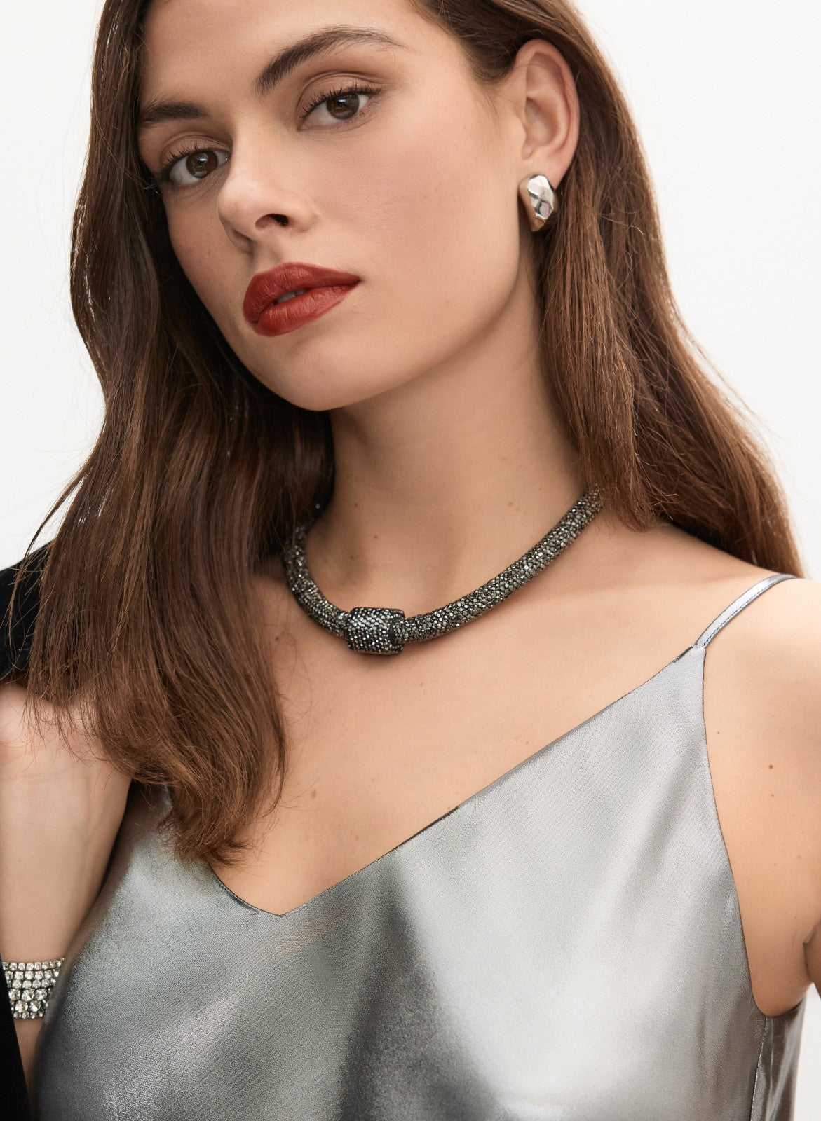 Women Sleeveless Lamé Blouse Silver Onyx | Melanie Lyne