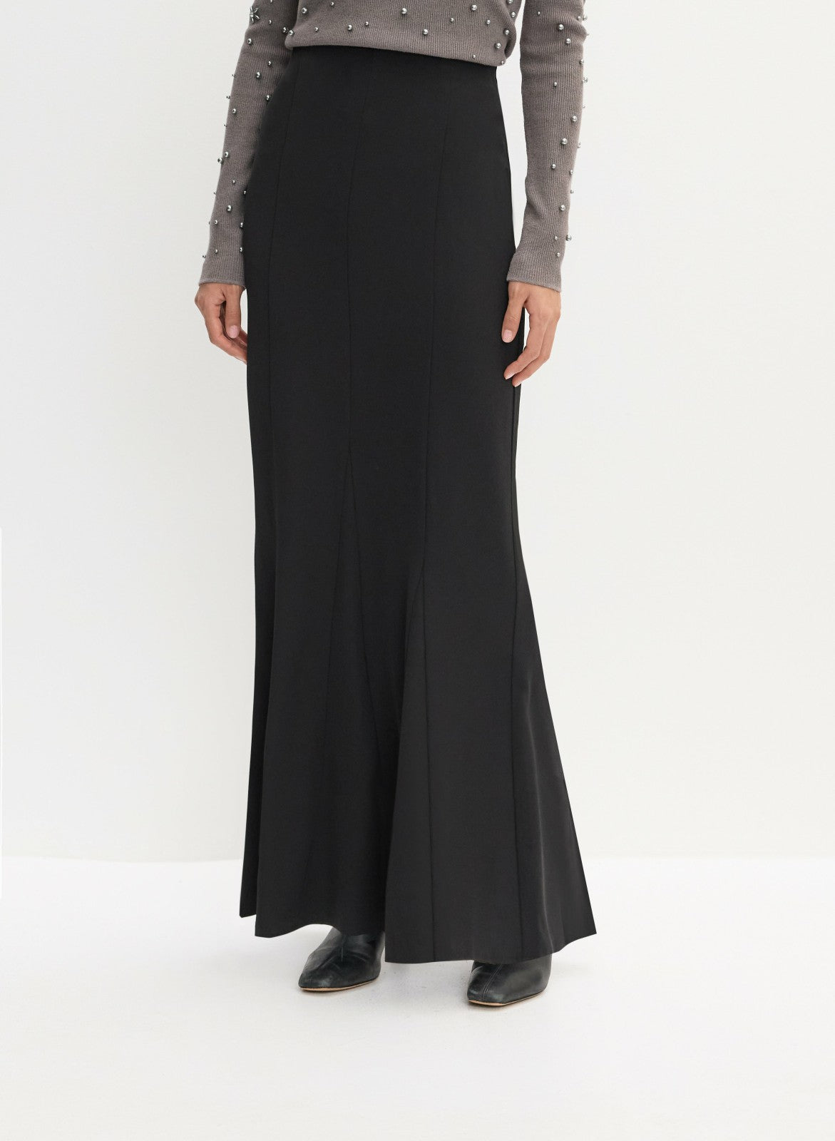 Women Trumpet Hem Maxi Skirt Black | Melanie Lyne